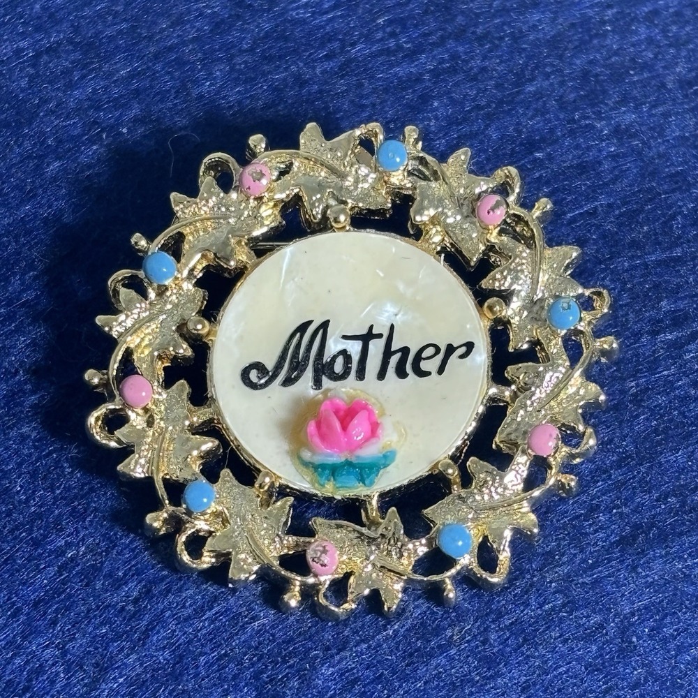 Vintage Mother Gold Tone Pin Round Brooch Mother's Day